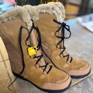 Columbia Brand Waterproof boots